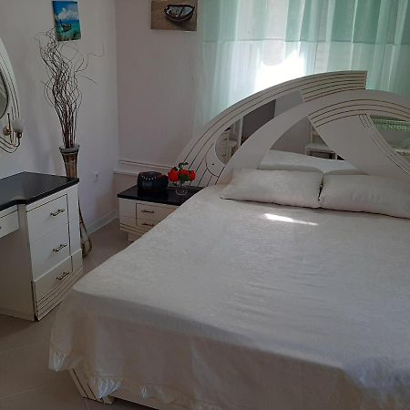 Cozy Flat In Nea Makri Apartman Kültér fotó