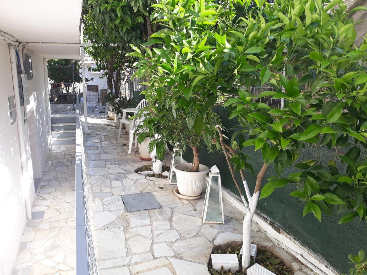 Cozy Flat In Nea Makri Apartman Kültér fotó
