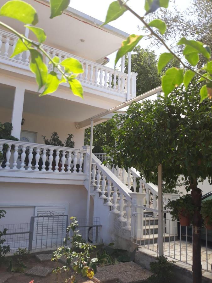 Cozy Flat In Nea Makri Apartman Kültér fotó
