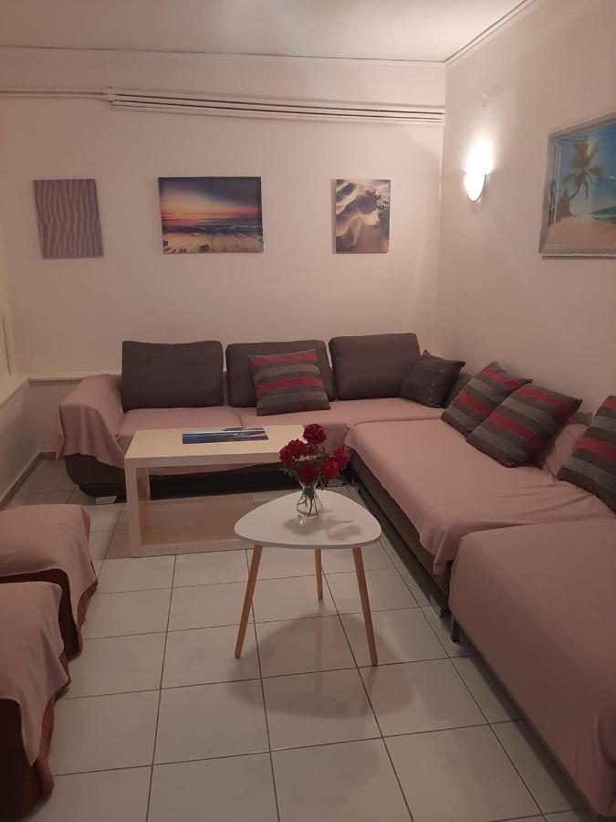 Cozy Flat In Nea Makri Apartman Kültér fotó