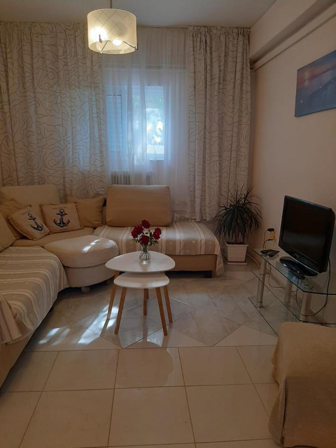 Cozy Flat In Nea Makri Apartman Kültér fotó