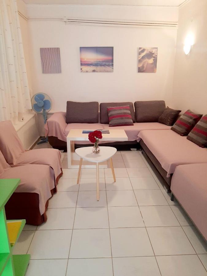 Cozy Flat In Nea Makri Apartman Kültér fotó